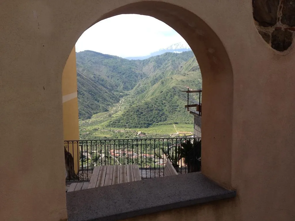 Holiday Home La Martina Motta Camastra